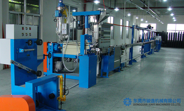 現貨供應東莞押出機 低煙無鹵電線押出機