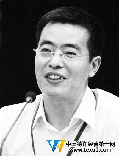 蘇長(zhǎng)和,復(fù)旦大學(xué)國(guó)際關(guān)系與公共事務(wù)學(xué)院外交學(xué)系教授,上海市中國(guó)特色社會(huì)主義理論體系研究中心兼職研究員。