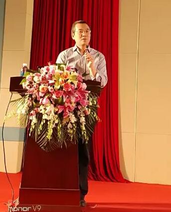 李維華博士受邀成為首屆中國影響力汽修連鎖品牌評選峰會總點評，精彩總結被參選企業奉為經營寶典