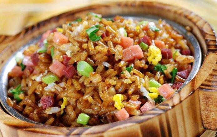 炒飯項(xiàng)目有什么好特色